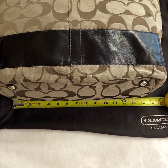 Coach Signature Stripe Large tote - Picture 7 of 8